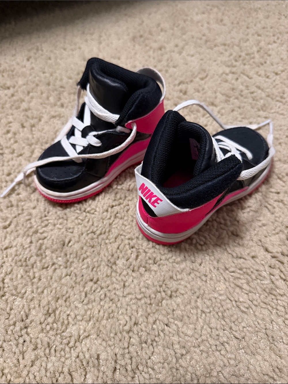 Nike Toddler Size 6 High-Top Sneakers in Black, Pink and White